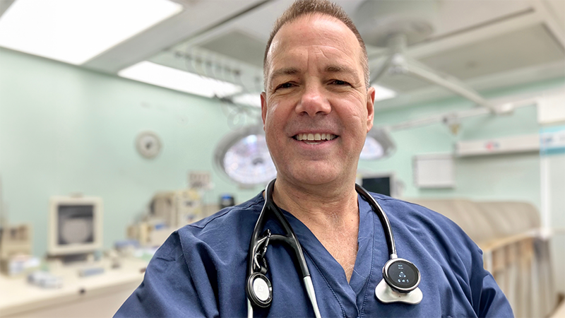 Dr. Rafael Grossmann wears the Eko CORE 500™ Digital Stethoscope